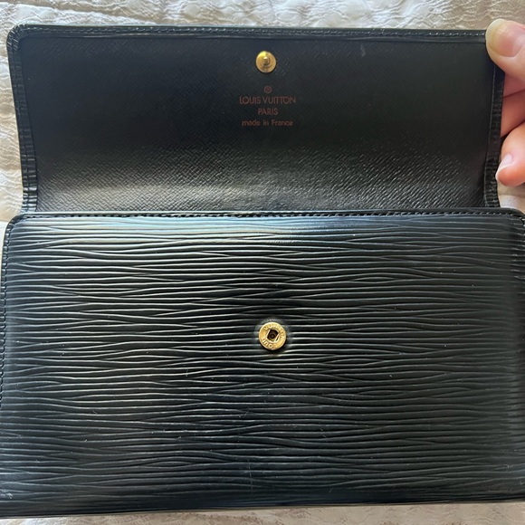 2004 Louis Vuitton Black Epi Leather Porte-Tresor International Wallet - Picture 3 of 8